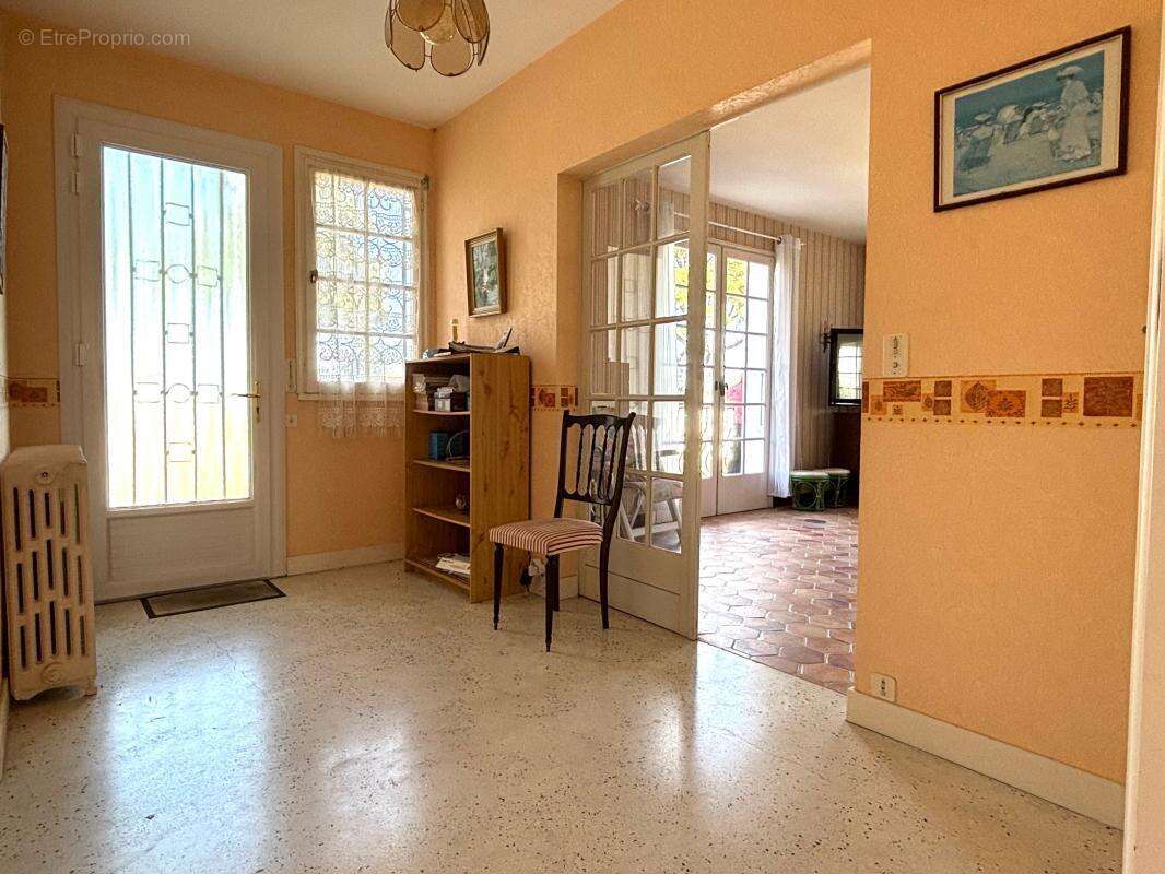 Maison à LA BREE-LES-BAINS