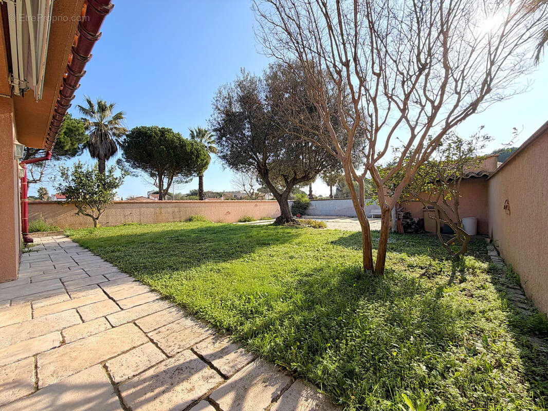 Maison à SAINT-CYPRIEN