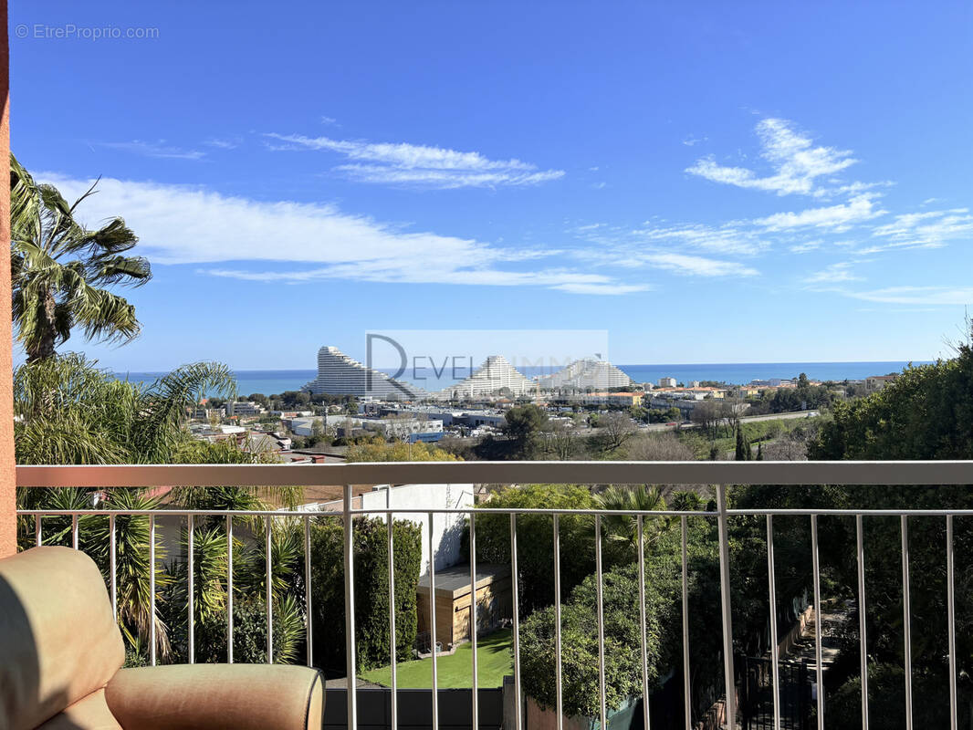 Appartement à VILLENEUVE-LOUBET
