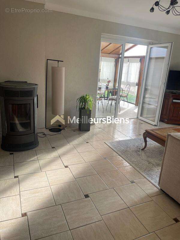 Maison à AUDINCOURT