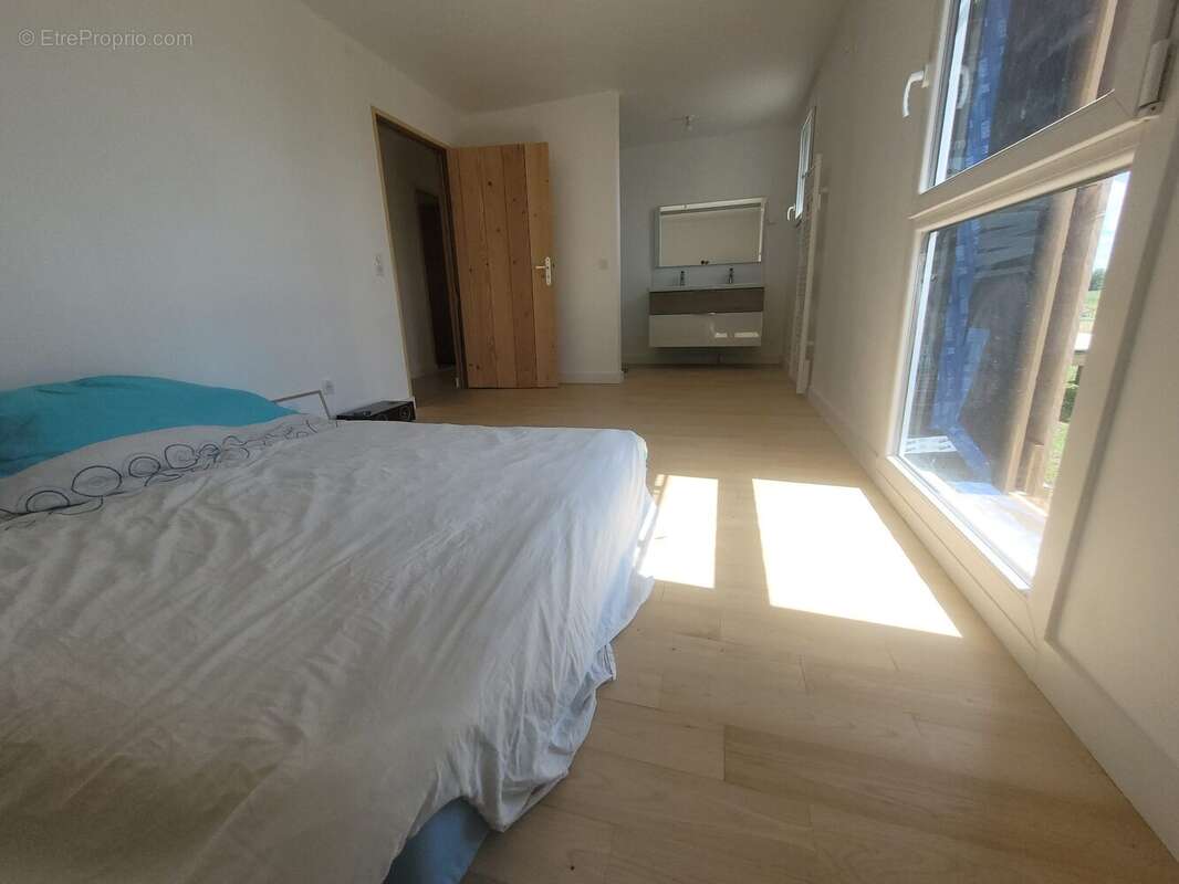 Maison à SAINTE-MEME