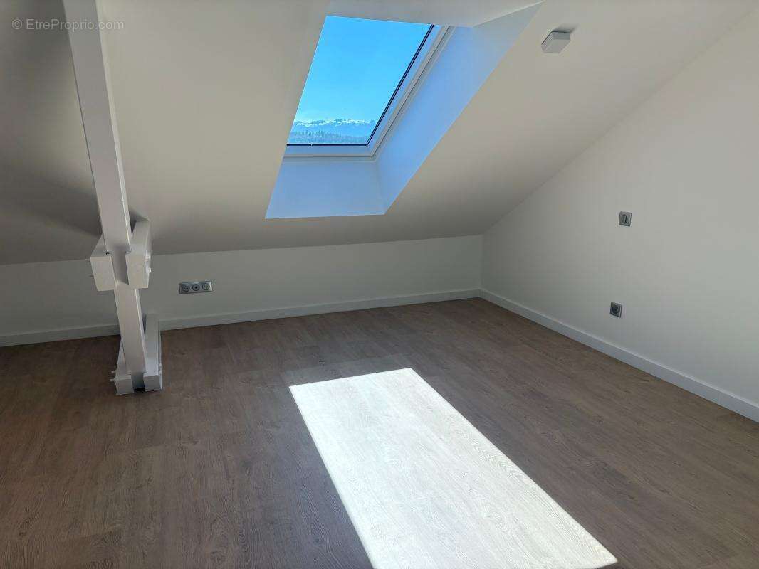 Appartement à BIZANOS