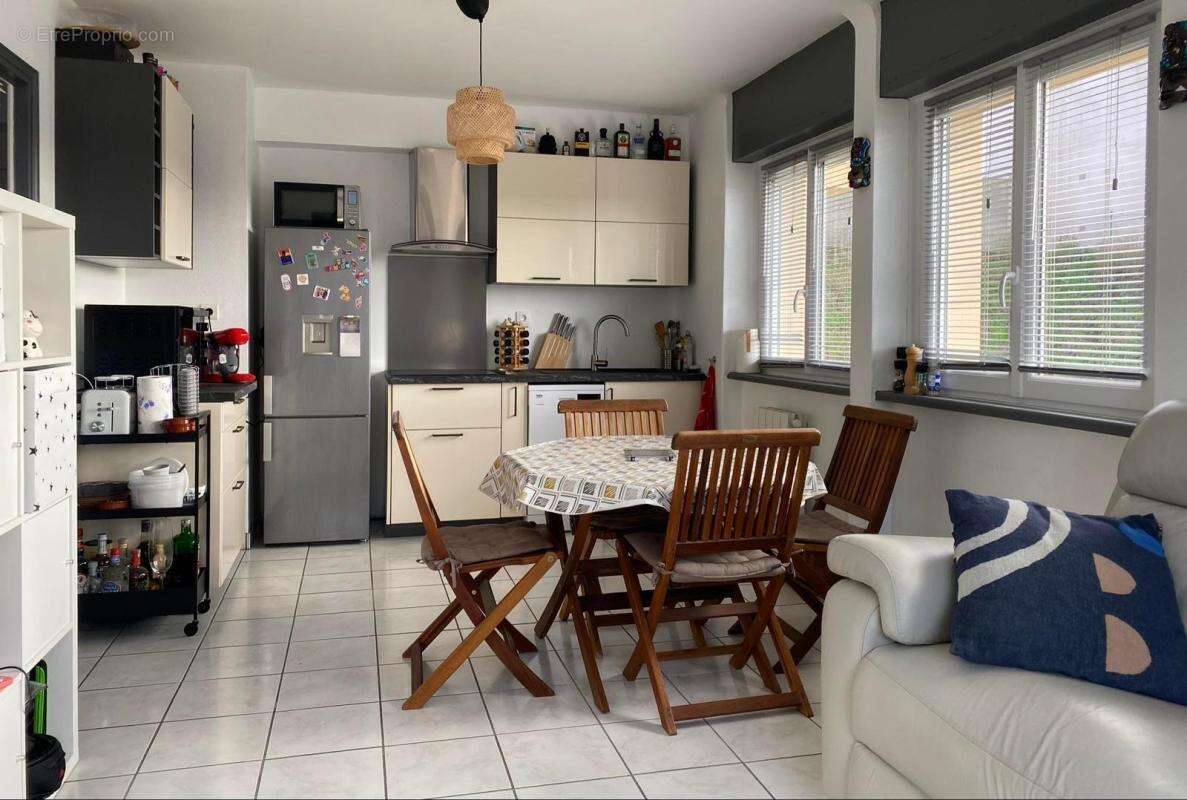 Appartement lumineux près du port - photo 7