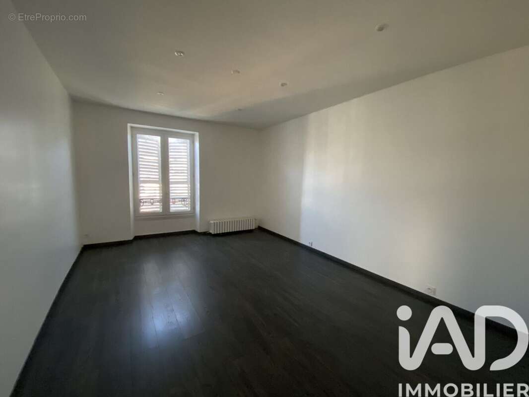 Appartement 204 m² à Malesherbes  - photo 6