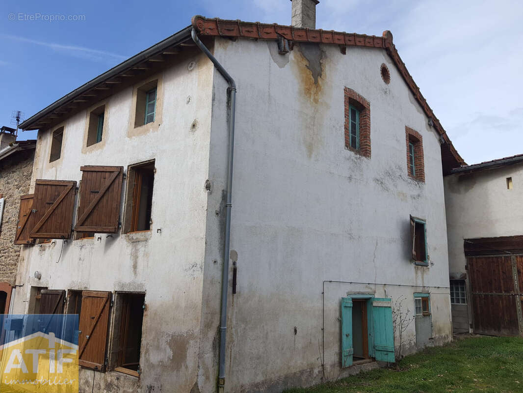 Maison à NOIRETABLE