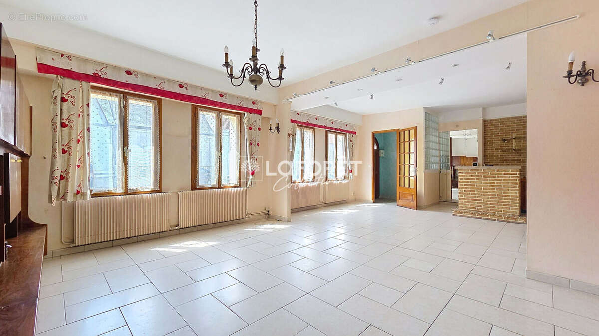 Maison de ville avec jardin et parking - 148m² - photo 2