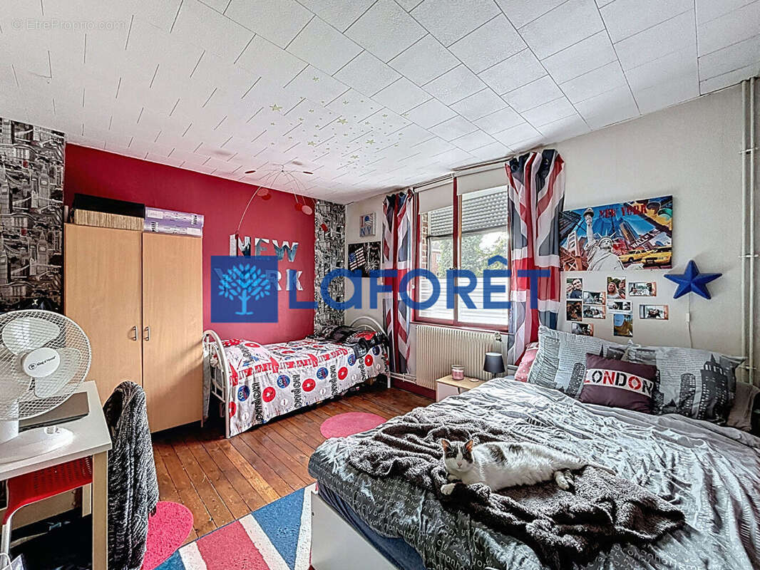 Maison à SAINT-AMAND-LES-EAUX