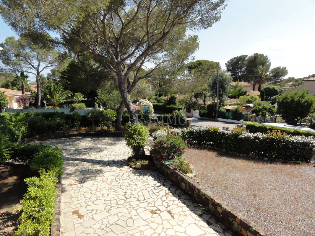 Maison à SAINT-RAPHAEL