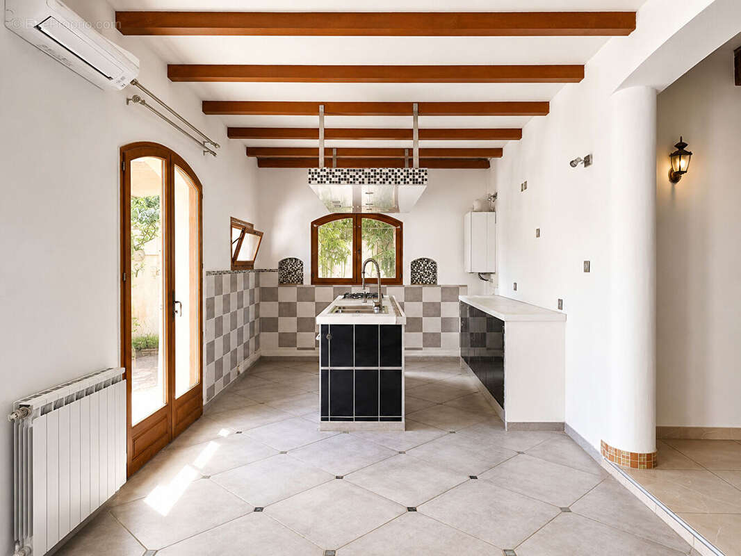 Maison à MARSEILLE-9E