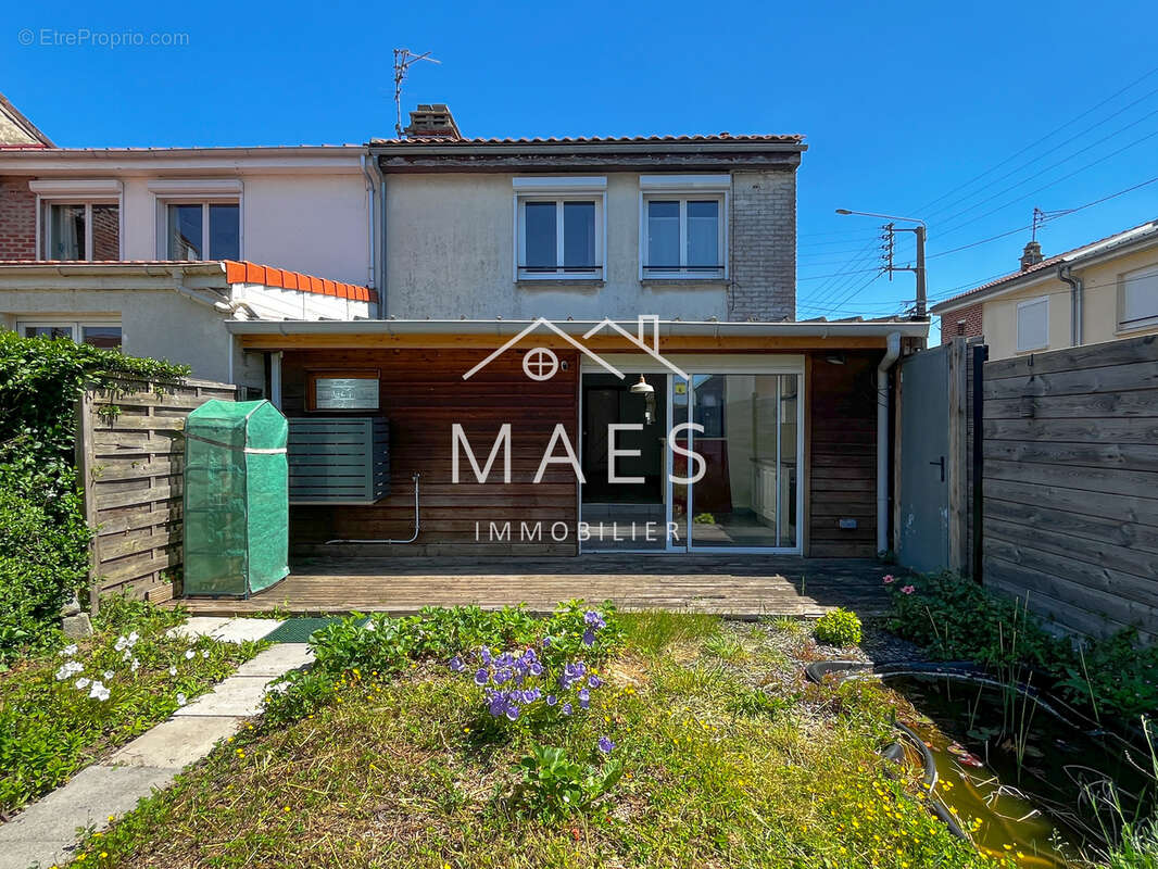 Maison à WAMBRECHIES