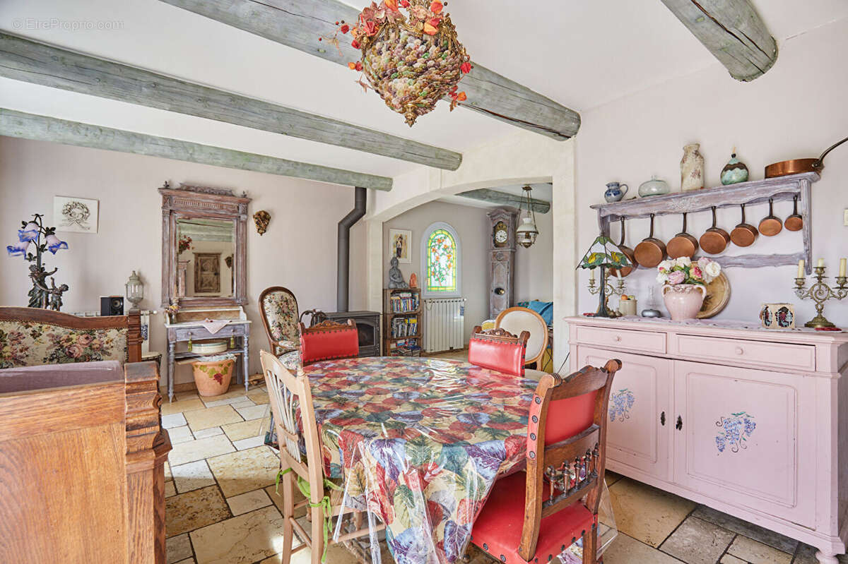 Maison à MALLEMORT