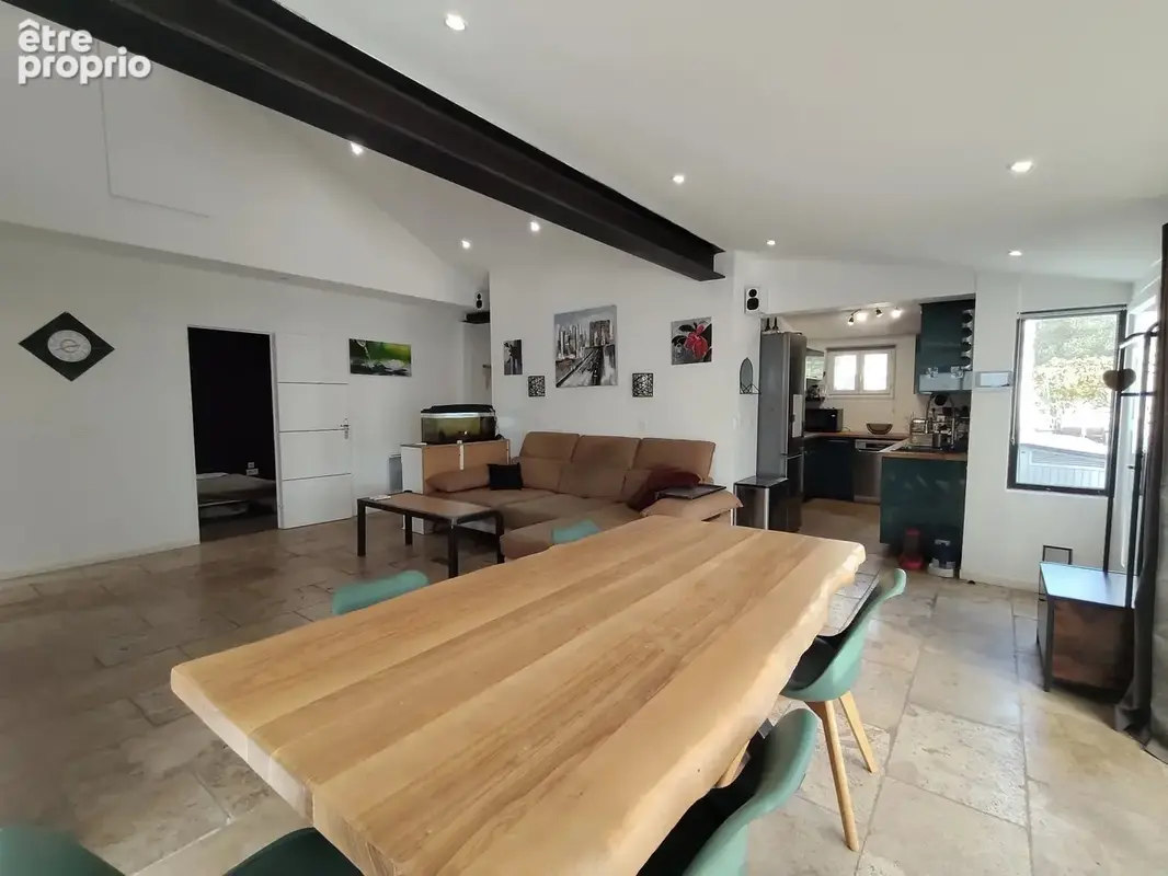 Villa de plain-pied T5 de 96 m² - Piscine - Garage - Jardin - Port-de-Bouc - photo 13