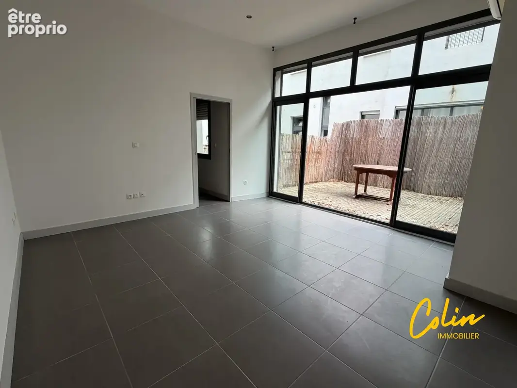 Commerce 102 m² à vendre à Marseille-6e (13006) - photo 2