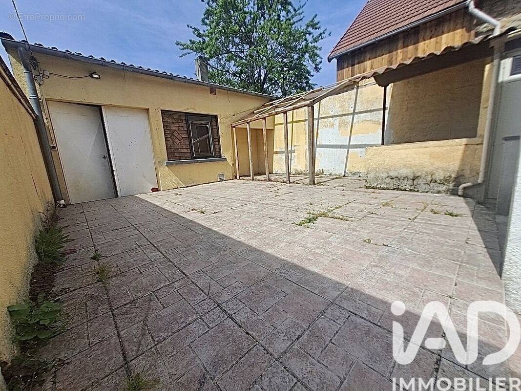 Photo 1 - Maison à VILLIERS-SUR-ORGE