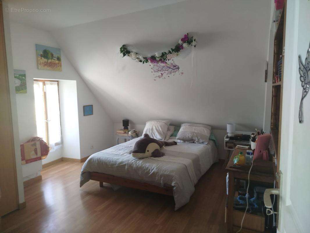 Maison à SAINT-AGNANT-DE-VERSILLAT