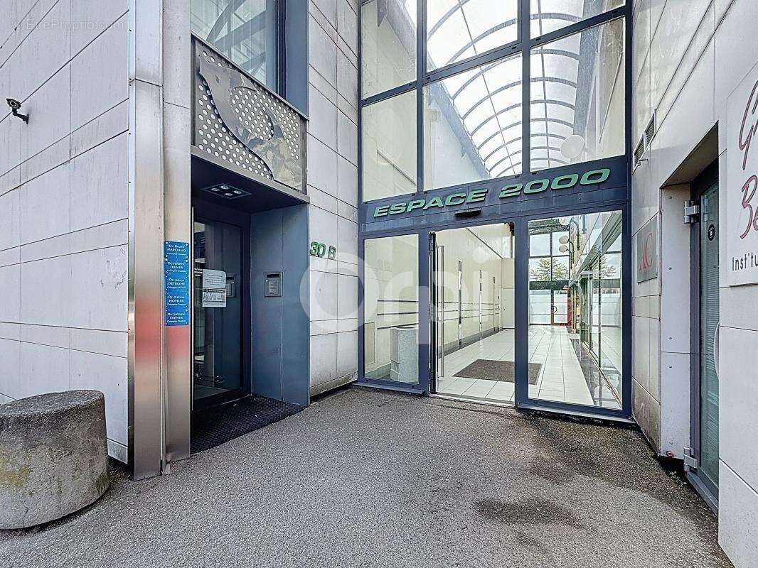 Commerce à SAINT-LOUIS