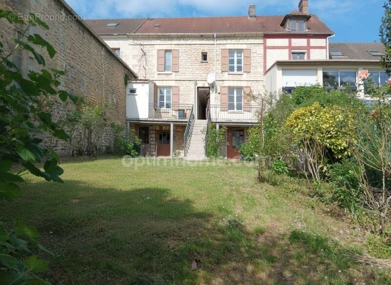 Maison à MONTATAIRE