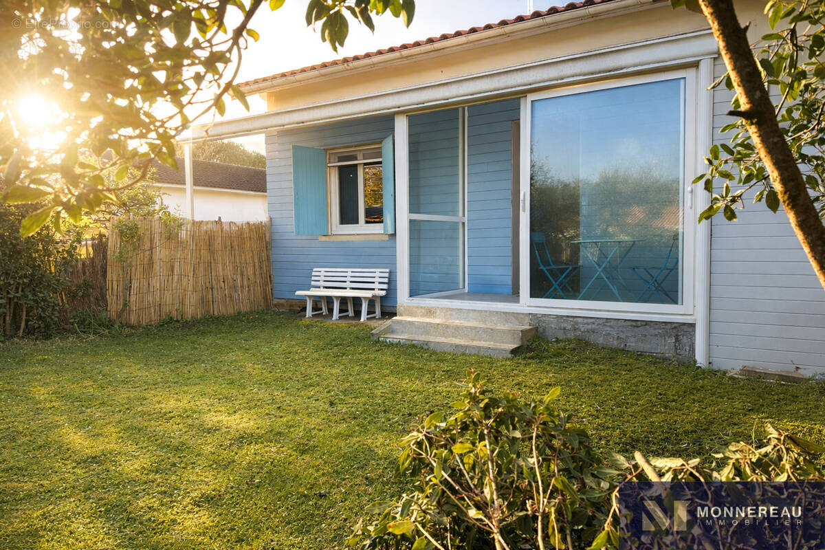Maison à MESCHERS-SUR-GIRONDE