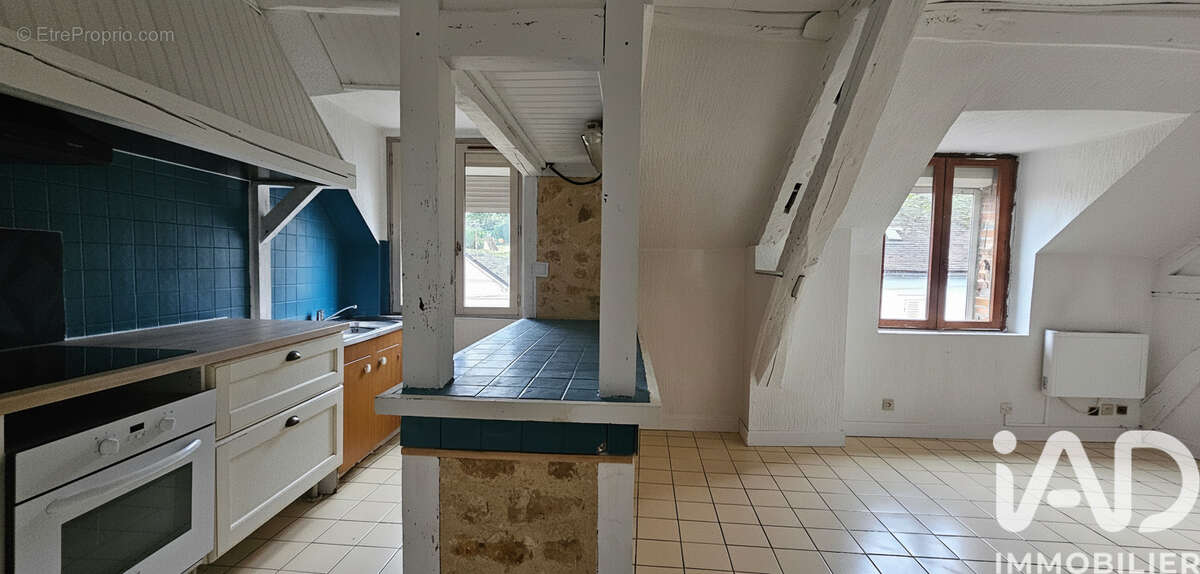 Photo 4 - Appartement à PONT-SUR-YONNE