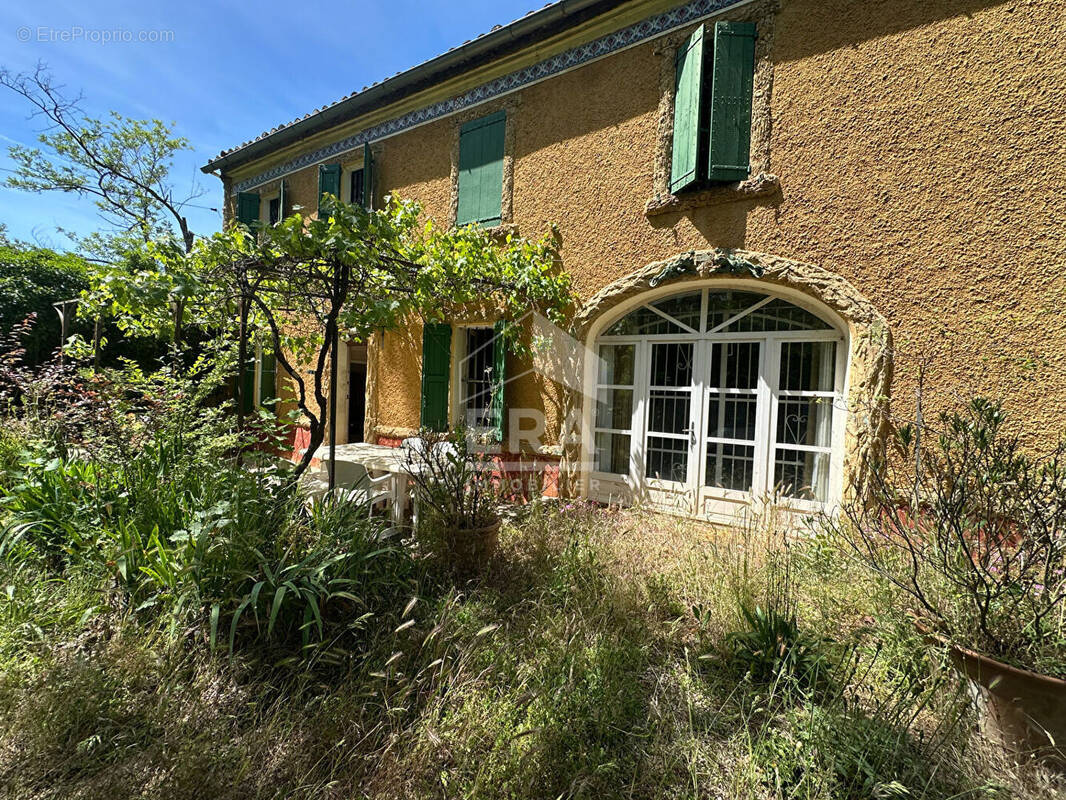 Maison à NANS-LES-PINS