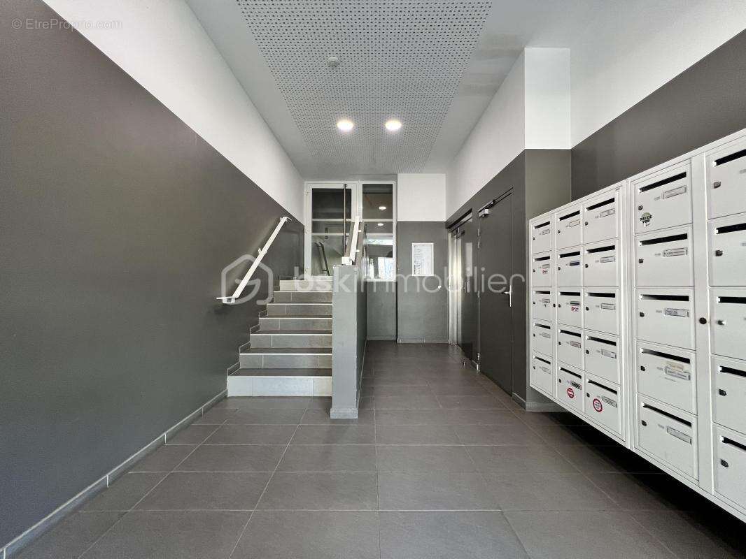 Appartement T2 avec terrasse (Vendu loué) VALRAS - photo 11
