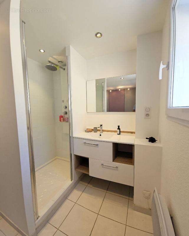 Maison à ROCHEFORT-EN-VALDAINE