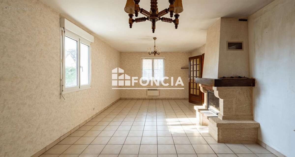 Maison à BEAUMONT-SUR-SARTHE