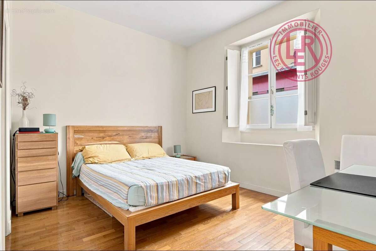 Appartement à PARIS-6E