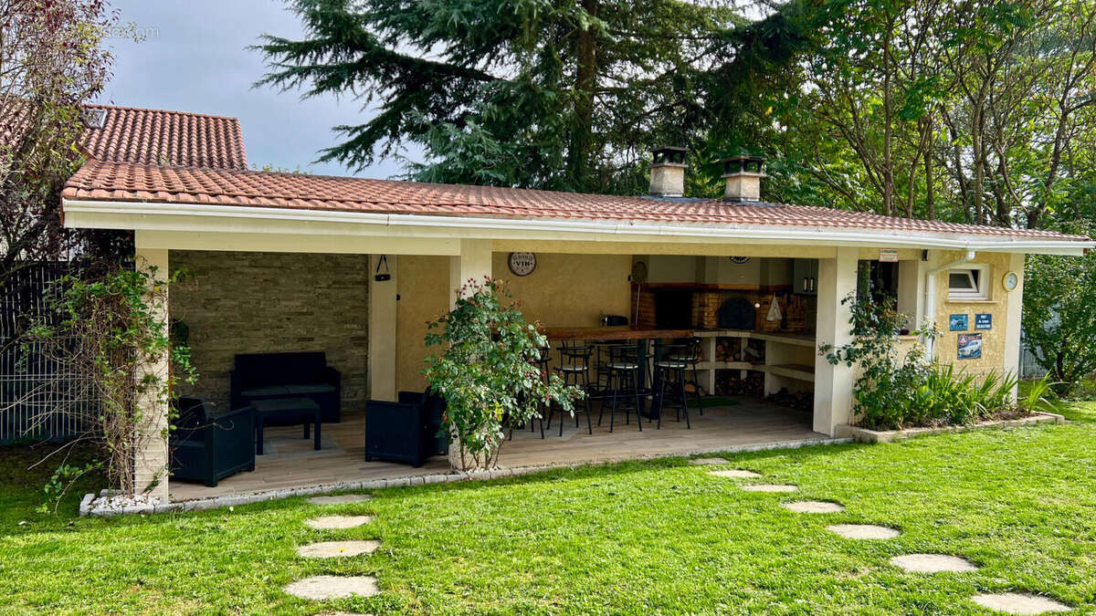 Maison à SAINT-DENIS-EN-BUGEY