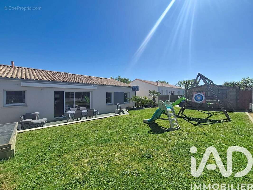 Photo 2 - Maison à SAINTE-PAZANNE