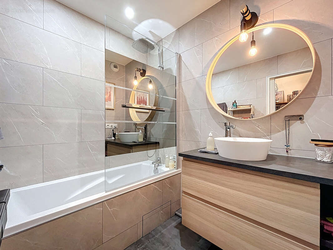 Appartement à MEYLAN