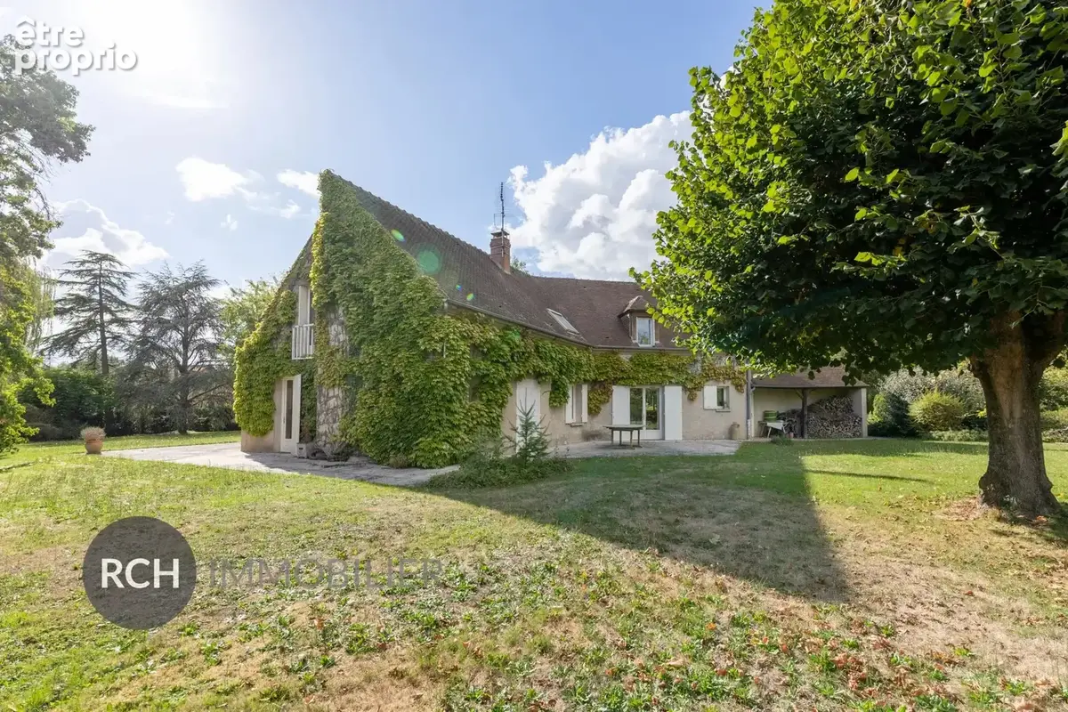 Photo Maison à Autouillet au prix de 699 000€