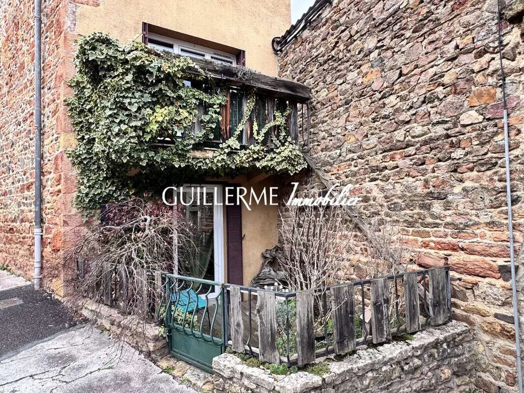 Maison à SALLES-ARBUISSONNAS-EN-BEAUJOLAIS