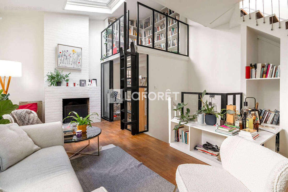 Maison à PARIS-17E