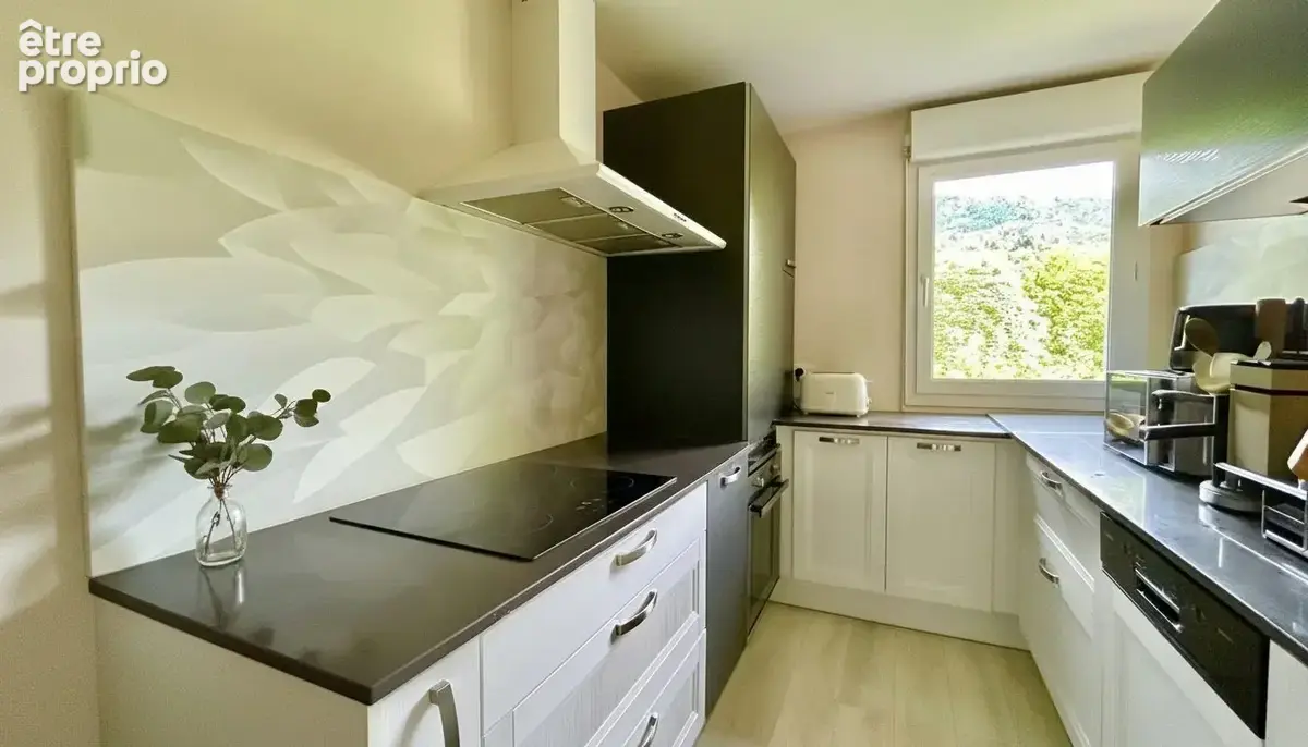 Appartement 52 m² à Bonne  - photo 5