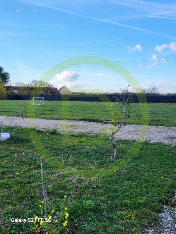 Maison à SAINT-CYR-EN-VAL