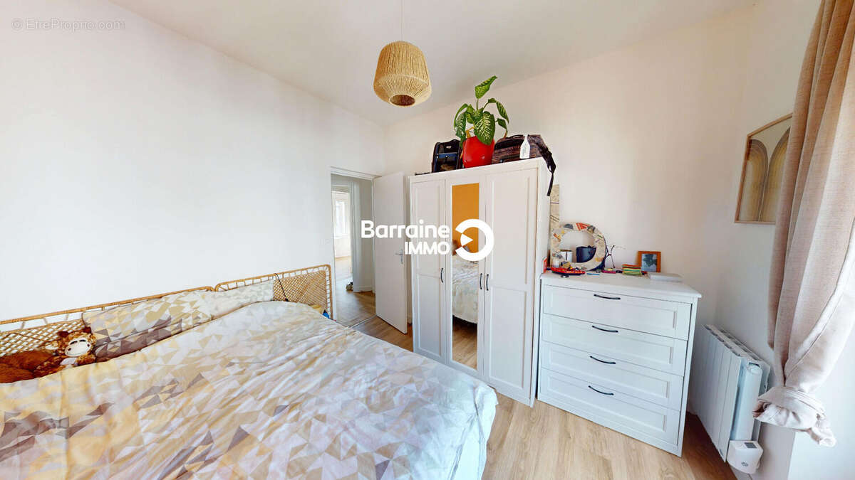 Exclusivité à Brest Centre Ville - Charmant T2 refait à neuf au dernier étage à vendre ! - photo 7
