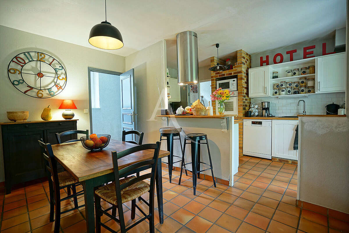 Maison à SAINT-JEAN-DE-BRAYE