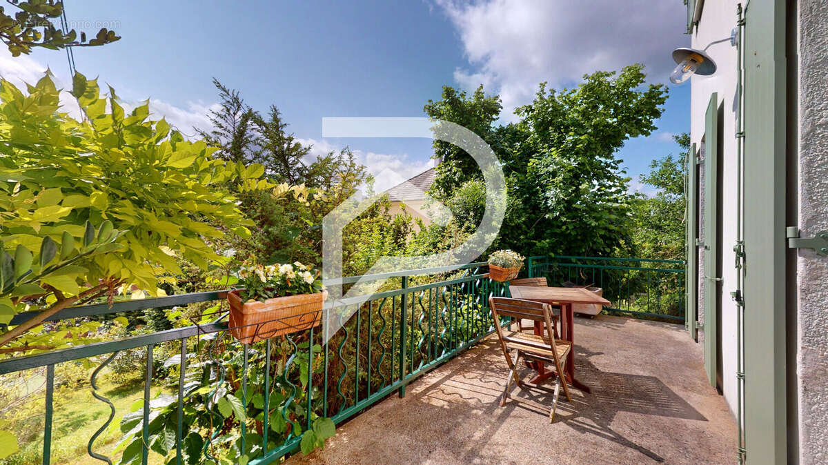 Maison à MAREIL-MARLY