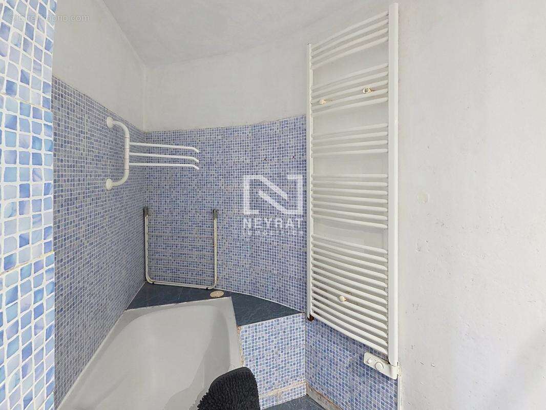 Appartement à SAINT-PAUL-EN-FORET