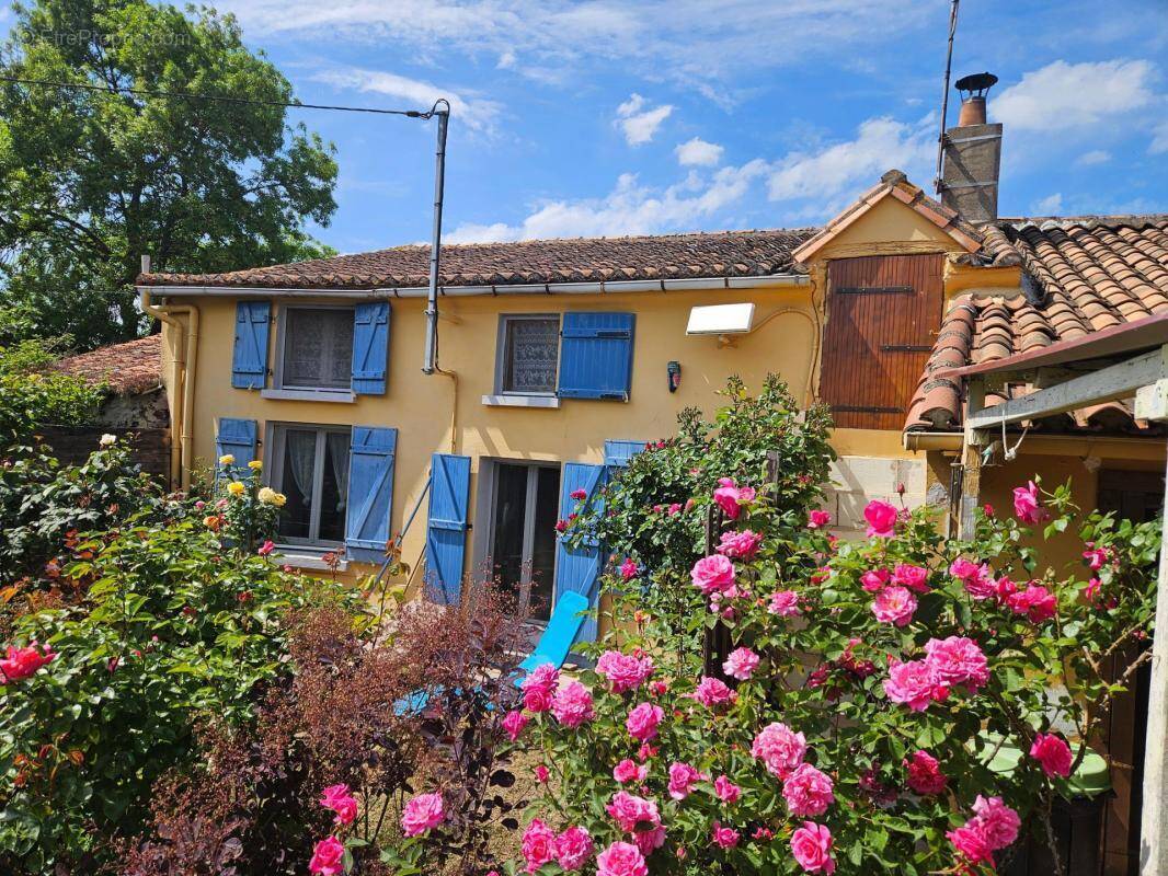 Maison à CERSAY