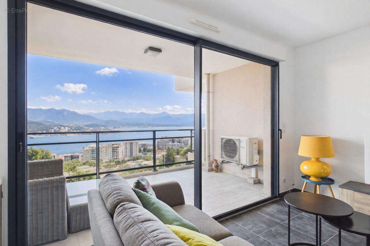 Appartement à AJACCIO