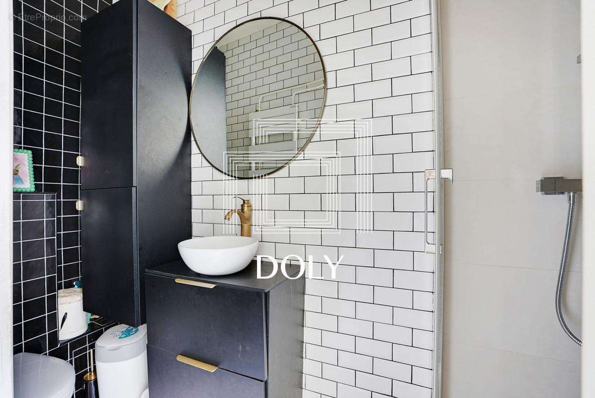 Appartement à PARIS-2E