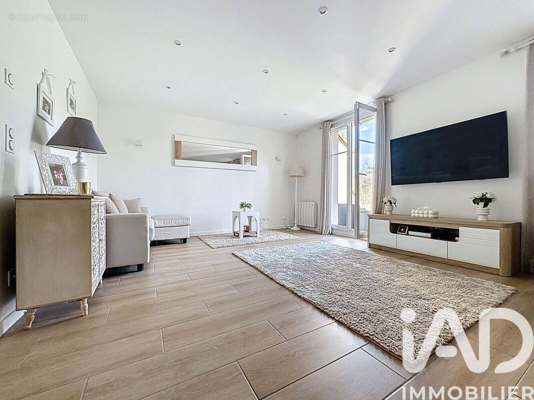 Photo 1 - Maison à SAINT-BRICE-SOUS-FORET