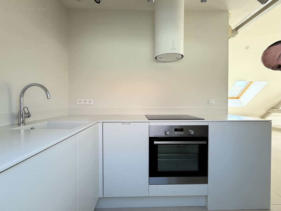 Appartement à CHATEL-SAINT-GERMAIN