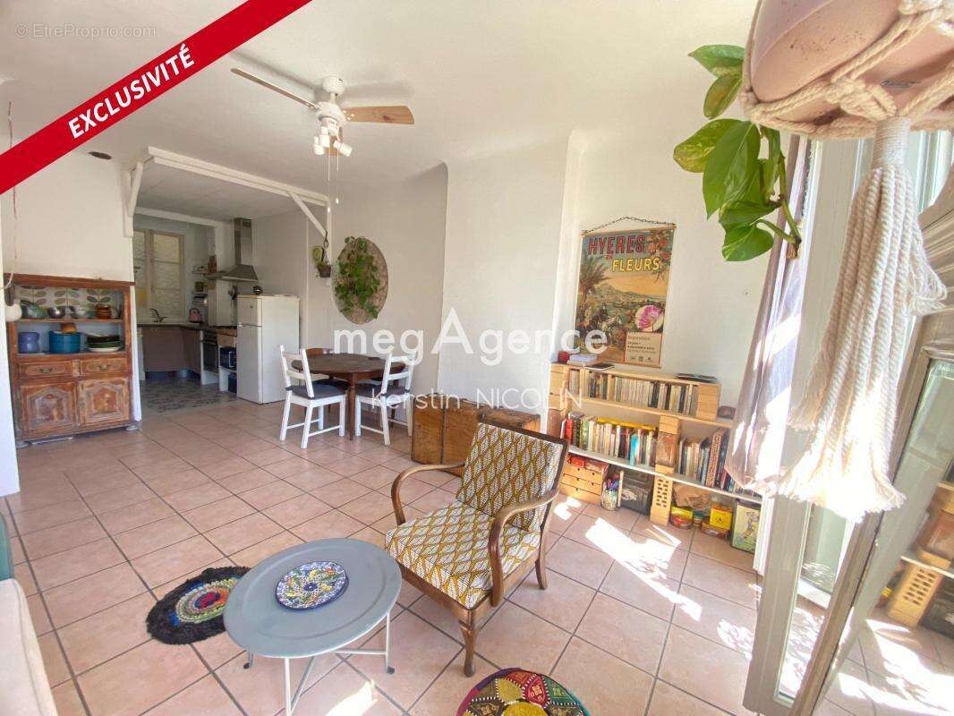 Appartement à HYERES