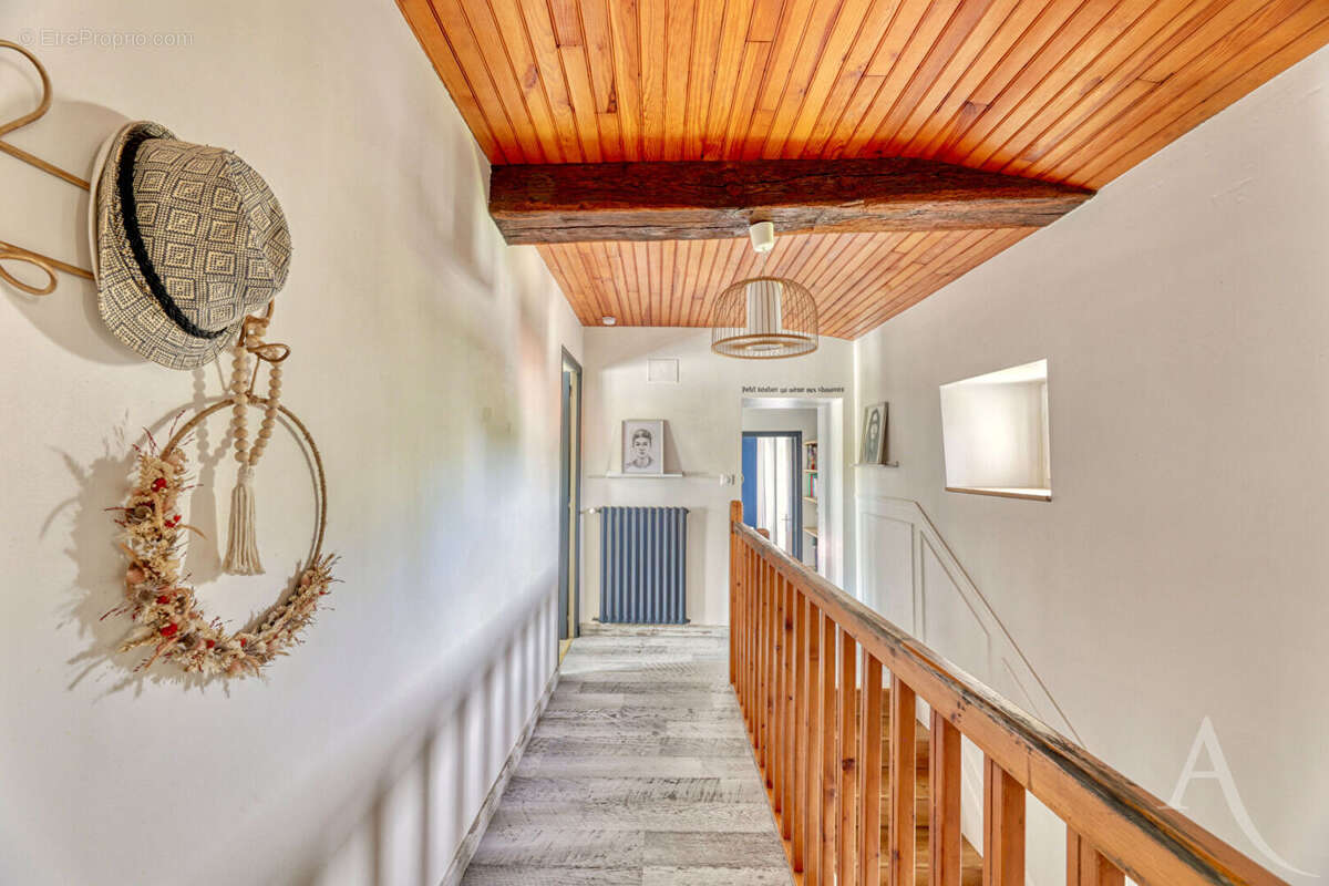 Maison à ROCHESERVIERE