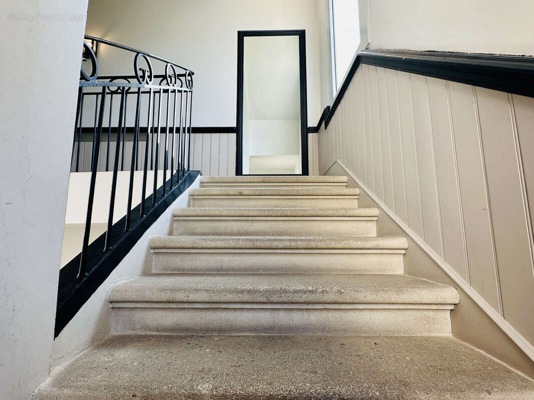 Appartement à LATTES