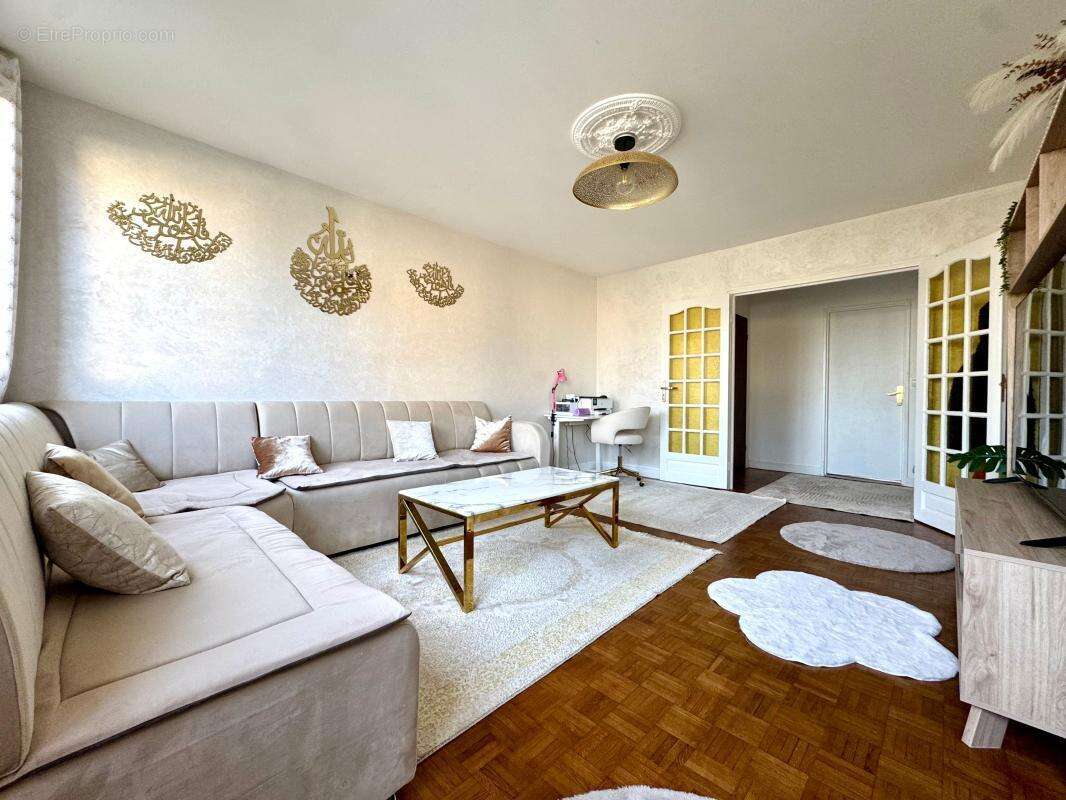 Appartement à BRETIGNY-SUR-ORGE