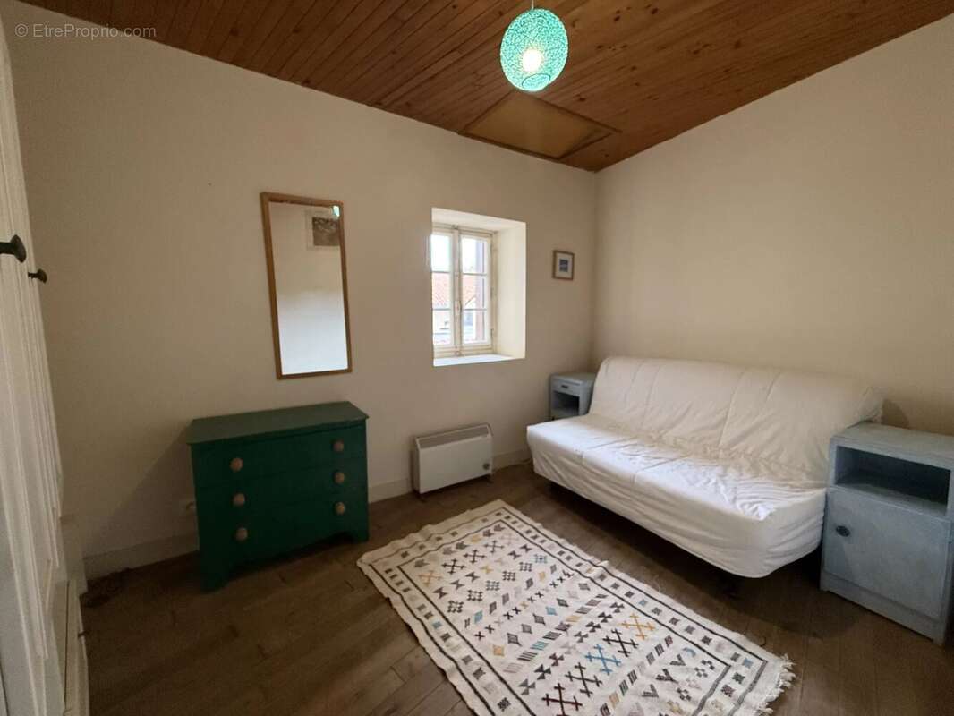 Maison à SAINT-PARDOUX-LA-RIVIERE